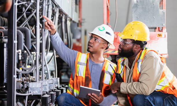 Best Best Electricians Near Me  in Mont Belvieu, TX