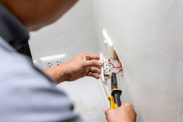 Best Emergency Electrical Repair  in Mont Belvieu, TX